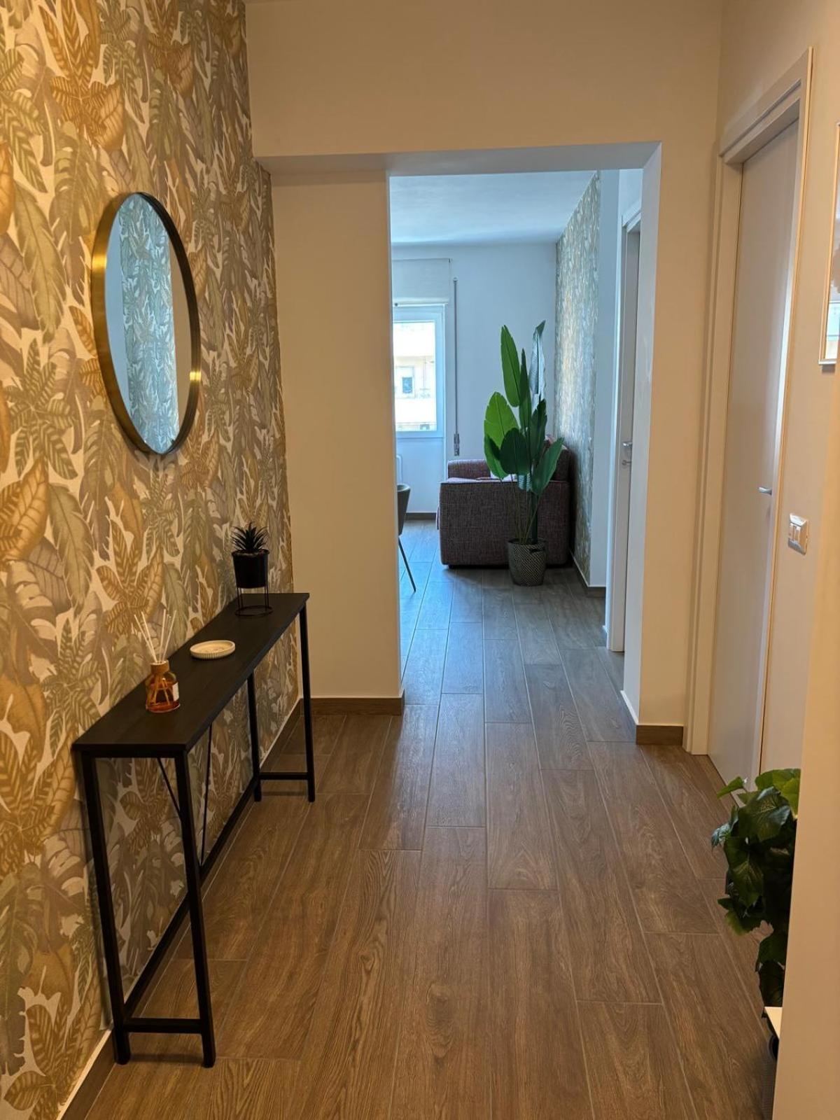 Aulo Plauzio Apartamento *