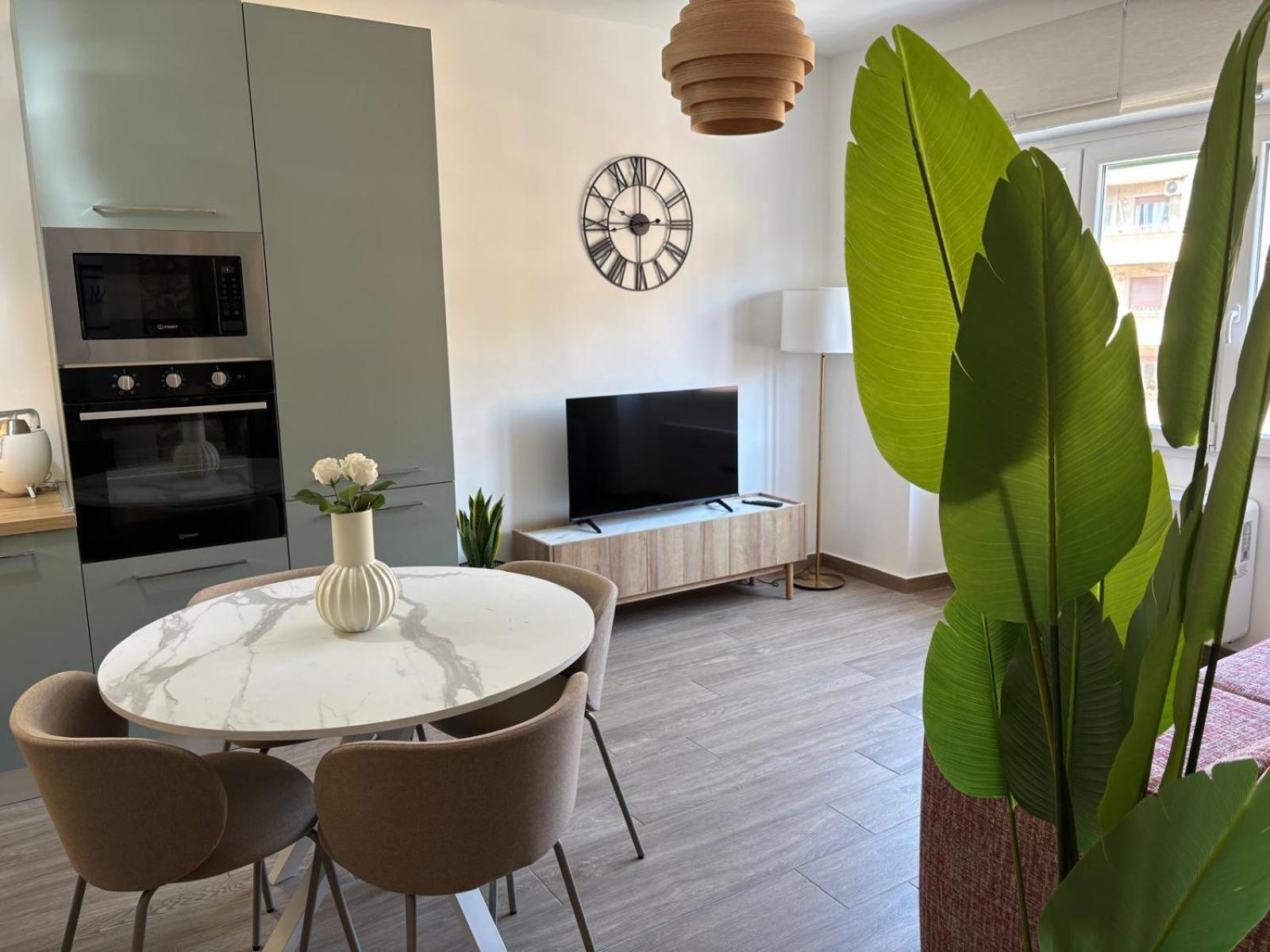Aulo Plauzio Apartamento Roma